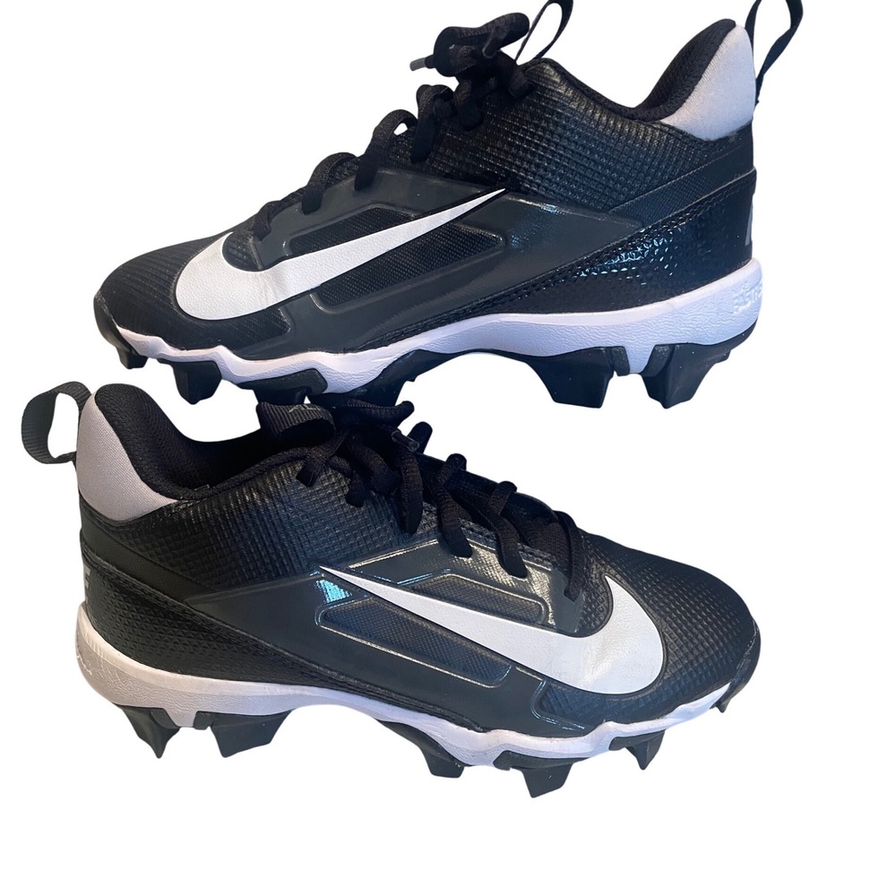 Nike Alpha Menace 4 Shark Low Football Cleats Unisex Youth 2.5